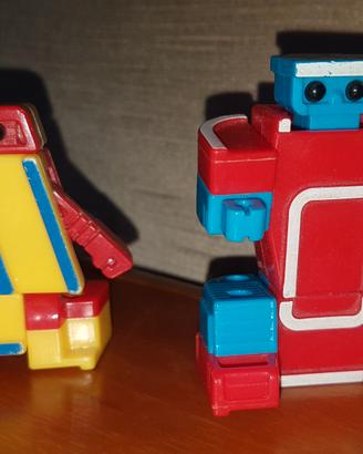 Set lettere robot trasformabili. giochi bambini