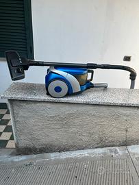 Aspirapolvere Samsung modello SC67G0