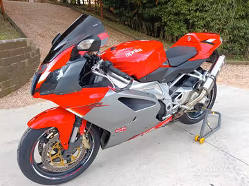 Aprilia RSV 1000
