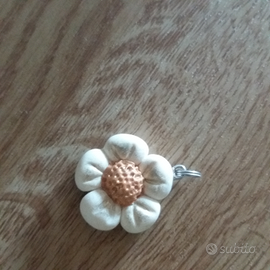 Ciondolo Thun a fiore