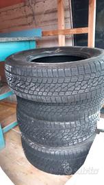 Gomme 4 stagioni Bridgestone per Iveco Daily 