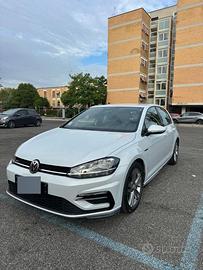 Volkswagen  Golf 1.4 TSI 125CV  R line