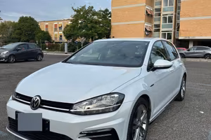 Volkswagen  Golf 1.4 TSI 125CV  R line