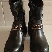 stivaletto corto nero n⁰35