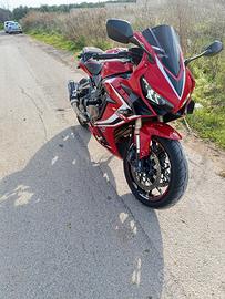 honda cbr650r 
