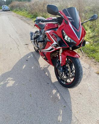 honda cbr650r 