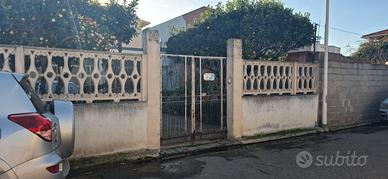 Indipendente unico livello con cortile