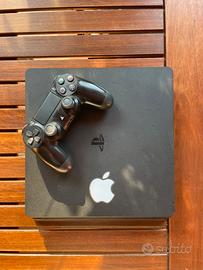 Sony PS 4 1 TB con Volante e Pedaliera