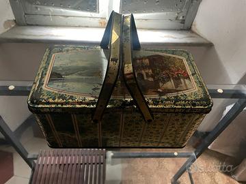 scatola in latta, anni 50