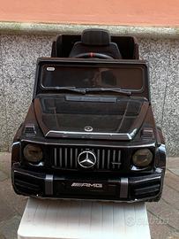 Macchina elettrica per bambini Mercedes AMG