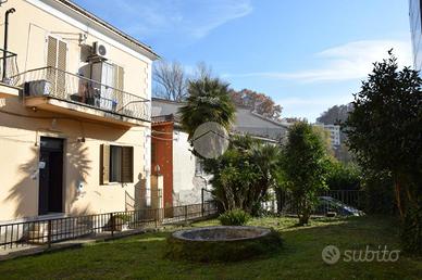 5 LOCALI A FROSINONE