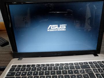notebook Asus i3 x540l come ricambi