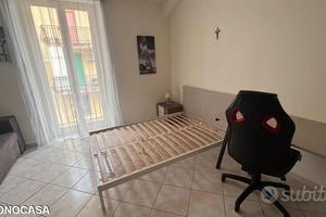 Camera rifinita per studente/impiegato Provinciale