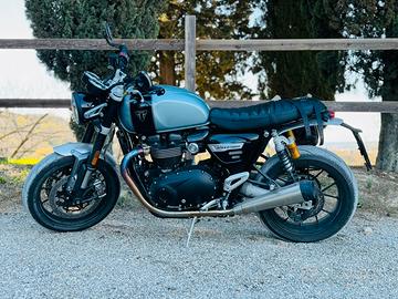 TRIUMPH SPEEDTWIN BREITLING EDITION 1200