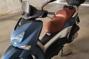 Yamaha xcity 250