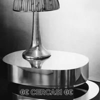 Lampada e tavolino vintage design anche simili