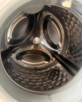 Lavatrice Miele 8 kg A+++ 1600giri apre a destra