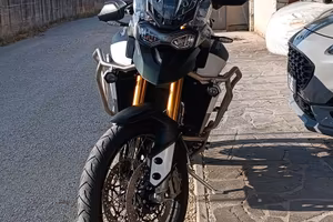 Triumph Tiger rally pro 900