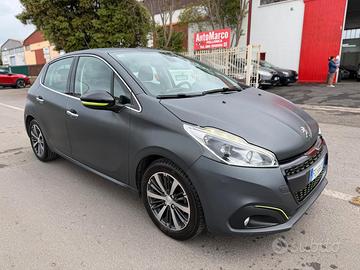Peugeot 208 PURETECH 5P ALLURE