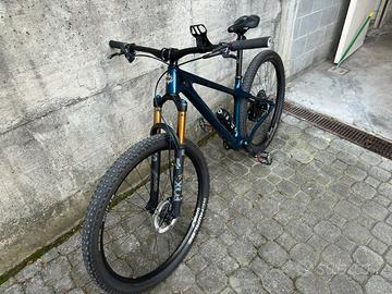 Yeti ARC M  TURQ come Nuova