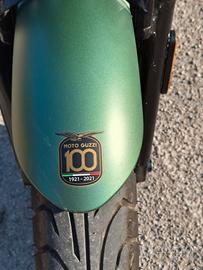 Moto Guzzi V7 - 2021