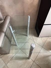 Tavolino porta pc in vetro