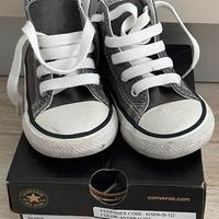 Scarpe all star num. 22