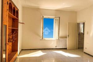 VILLA A SCHIERA D'ANGOLO A PESARO