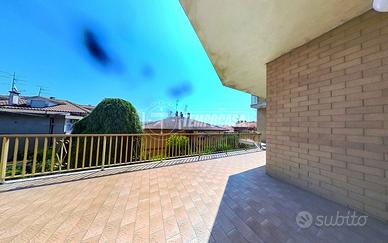 AMPIO APPARTAMENTO CON INGRESSO INDIPENDENTE SON T