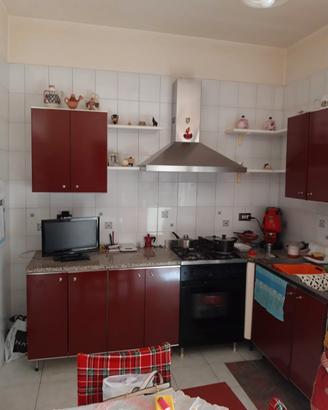 Cucina vintage rossa