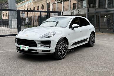 PORSCHE Macan 2.0