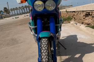 Honda Africa Twin XRV 750 RD04