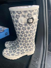 Stivaletti pioggia num 33