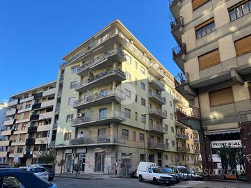 4 LOCALI A COSENZA
