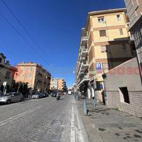 Negozio Portici [1614LocCommGaribaldiACG]