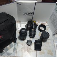 Set  Nikon Digital Camera D3200