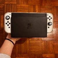 Nintendo Switch OLED + GIOCHI e ACCESSORI