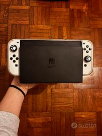 Nintendo Switch OLED + GIOCHI e ACCESSORI