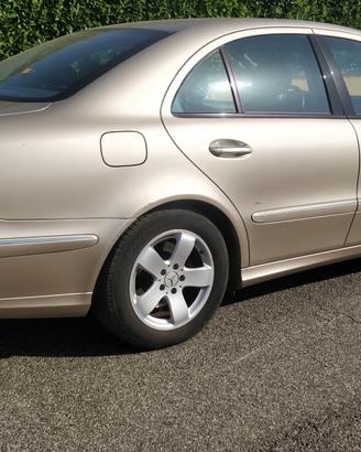 Mercedes E 320 Avantgarde
