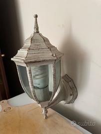 Applique in ferro completo di lampada