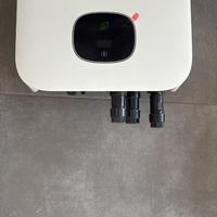 Inverter ibrido Growatt