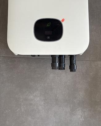 Inverter ibrido Growatt