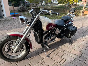 Suzuki Marauder vz800