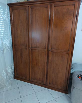 Armadio in legno