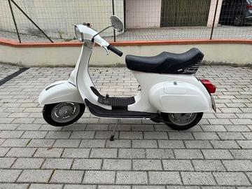 Vespa Primavera 125