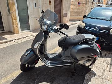 vespa 300 sport