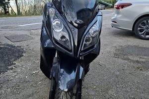 Kymco Downtown 300i ABS