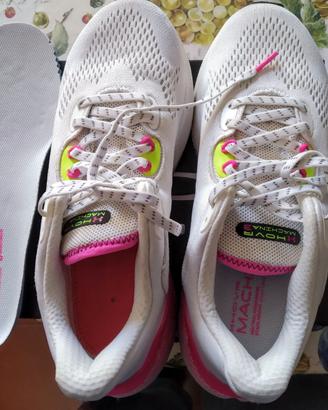 Scarpa donna UNDER ARMOUR tg. 40