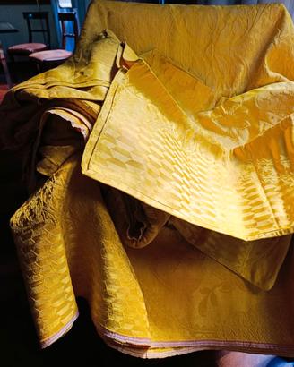 Lotto Coordinato Tessuto Damascato Jacquard Oro