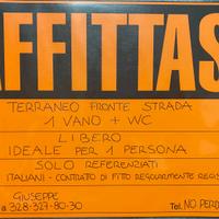 Monocamera Piano Terra Fronte Strada